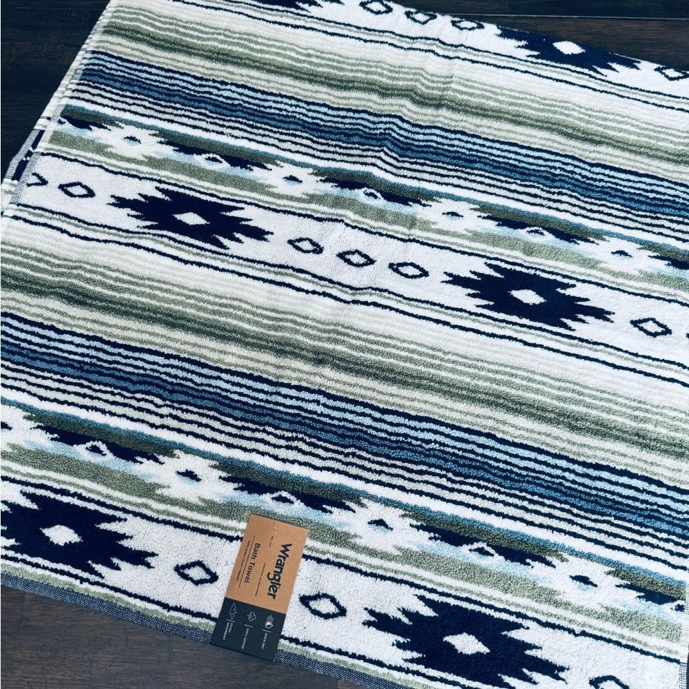 Wrangler Western Aztec Tribal Blue Green Bath Towel